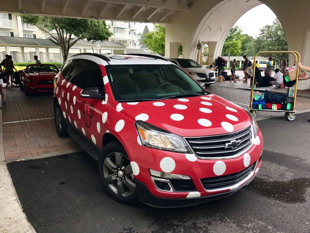 Lyft minnie shops vans