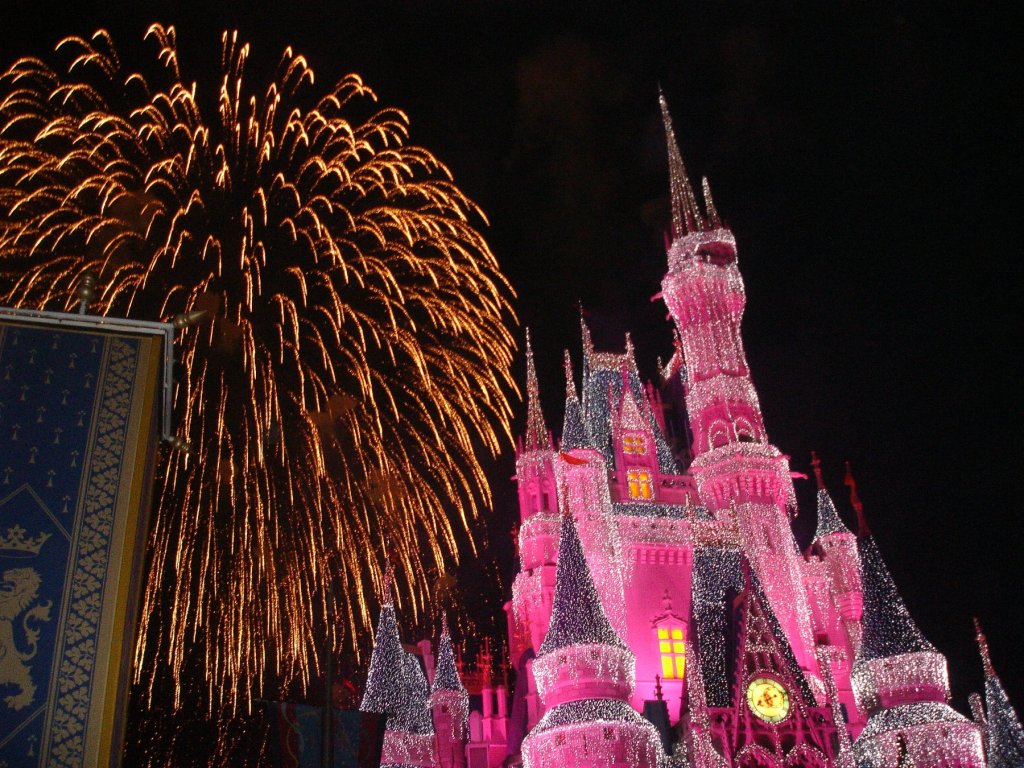 Christmas Castle | DVCinfo Community