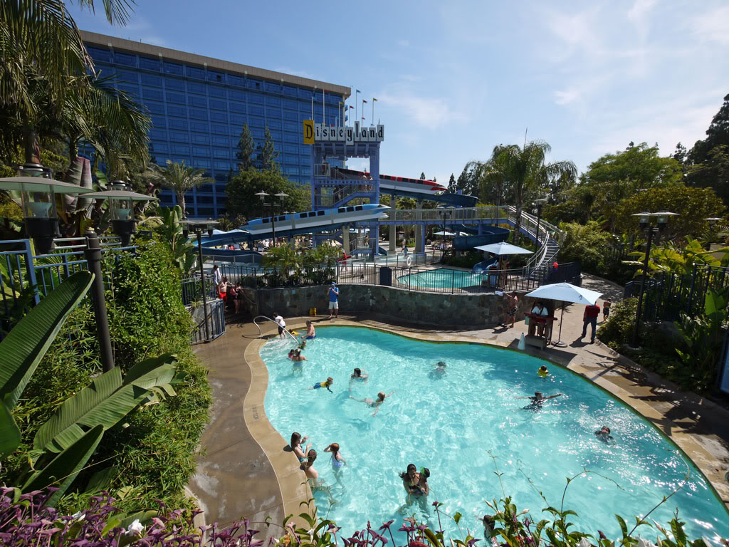 disneyland pool hours