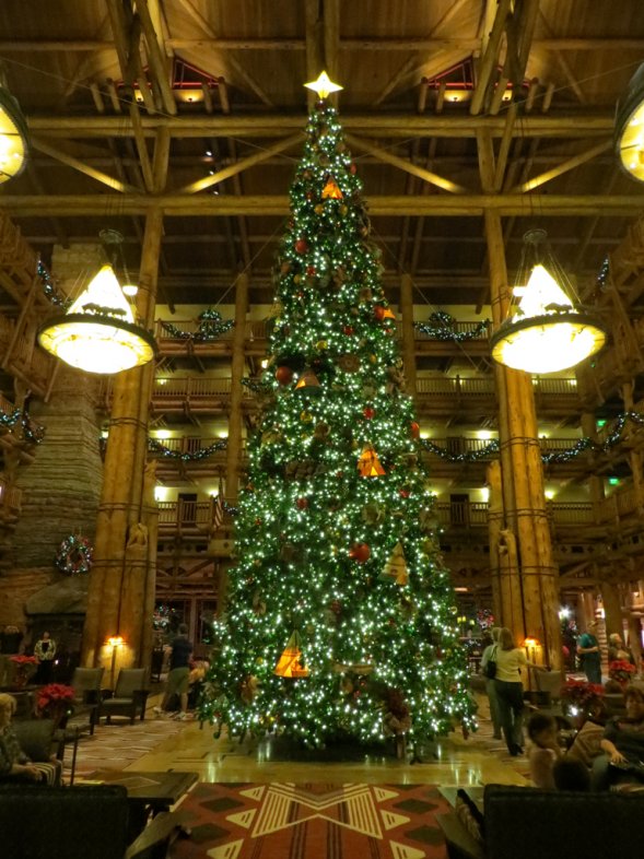 Wilderness Lodge Christmas Tree | DVCinfo Community